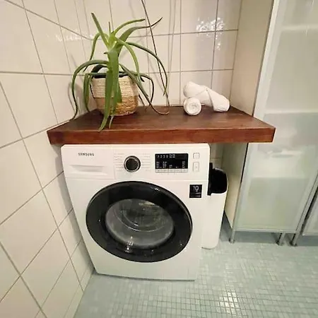 Your Ultimate Group Getaway - Central In Vibrant Bislett Apartment *