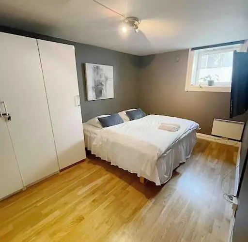 Your Ultimate Group Getaway - Central In Vibrant Bislett *