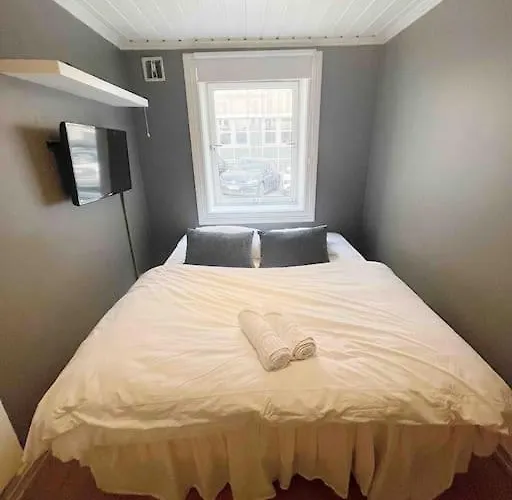 Your Ultimate Group Getaway - Central In Vibrant Bislett Appartement *