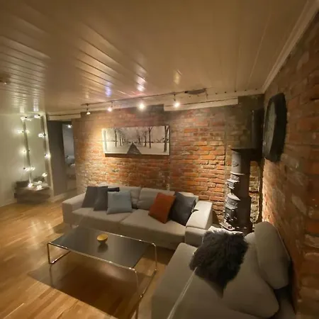 Your Ultimate Group Getaway - Central In Vibrant Bislett *