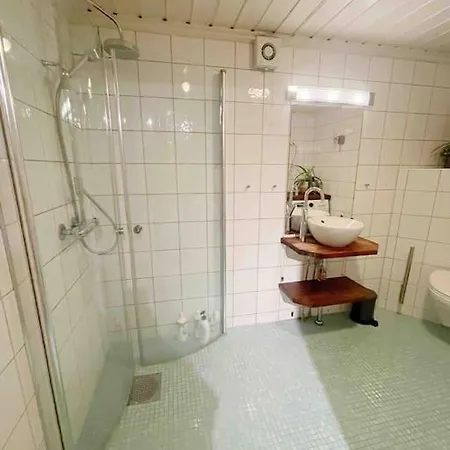 Apartment Your Ultimate Group Getaway - Central In Vibrant Bislett Oslo