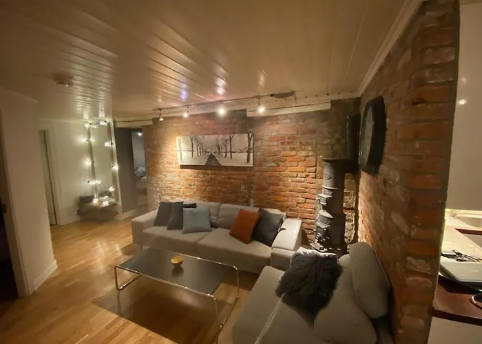 Your Ultimate Group Getaway - Central In Vibrant Bislett *